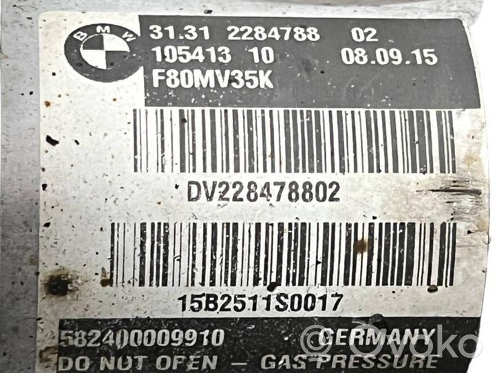 BMW M4 F82 F83 Set del kit di montaggio della sospensione anteriore 2284788