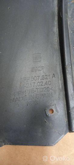 Cupra Formentor Moulure inférieure de pare-chocs arrière 5FF807521