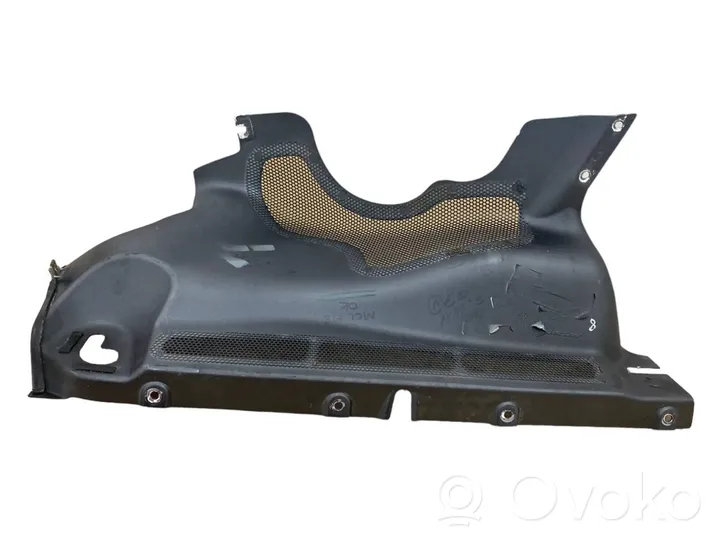 McLaren MP4 12c Dolny panel schowka koła zapasowego 11A3111CP