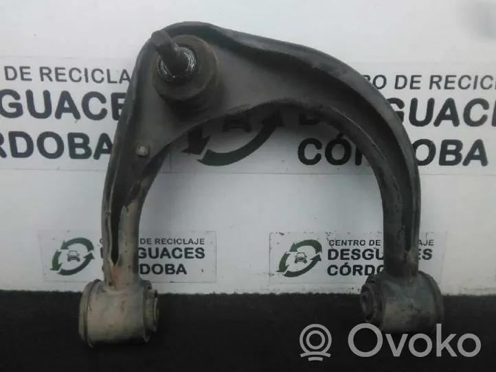 Toyota Land Cruiser (J150) Braccio di controllo sospensione anteriore 