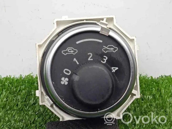 Toyota Yaris Module unité de contrôle climatisation 559020D340