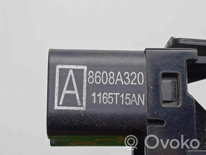 Mitsubishi L200 Electric window control switch 8608A320