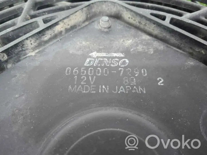 Toyota Land Cruiser (J150) Elektryczny wentylator chłodnicy 8859060101