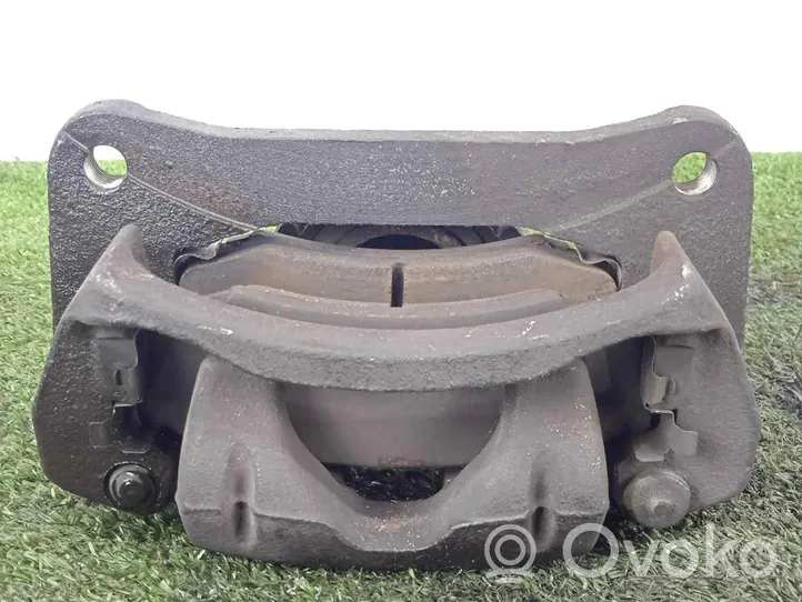 Mitsubishi Montero Supporto della pinza del freno posteriore 4605A910