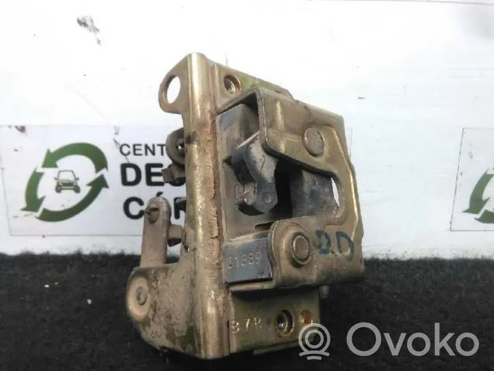 Opel Corsa A Front door lock 