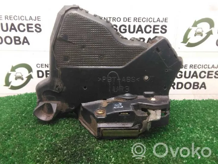 Toyota Corolla Verso E121 Serratura portiera anteriore 