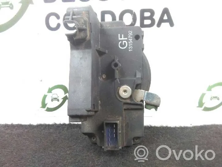 Opel Combo C Etuoven lukko 13154792