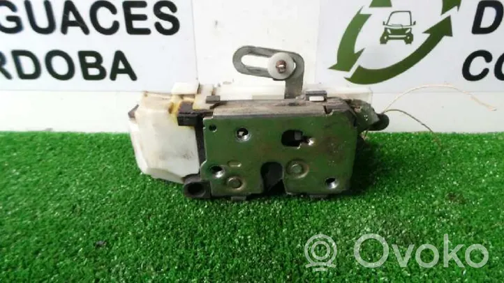 Fiat Punto Evo Serratura portiera anteriore 