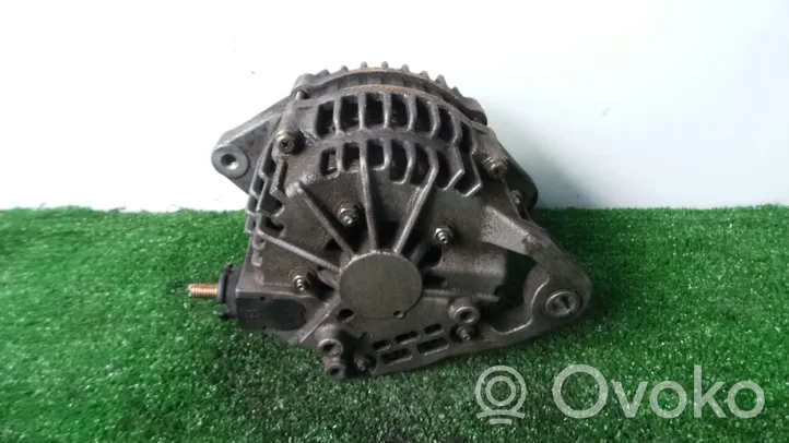 Nissan Almera Tino Generatore/alternatore 