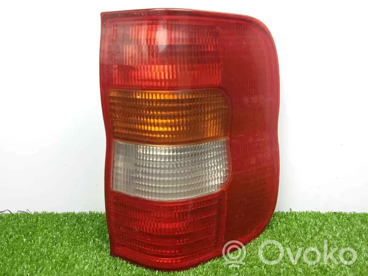 Opel Combo B Lampa tylna 