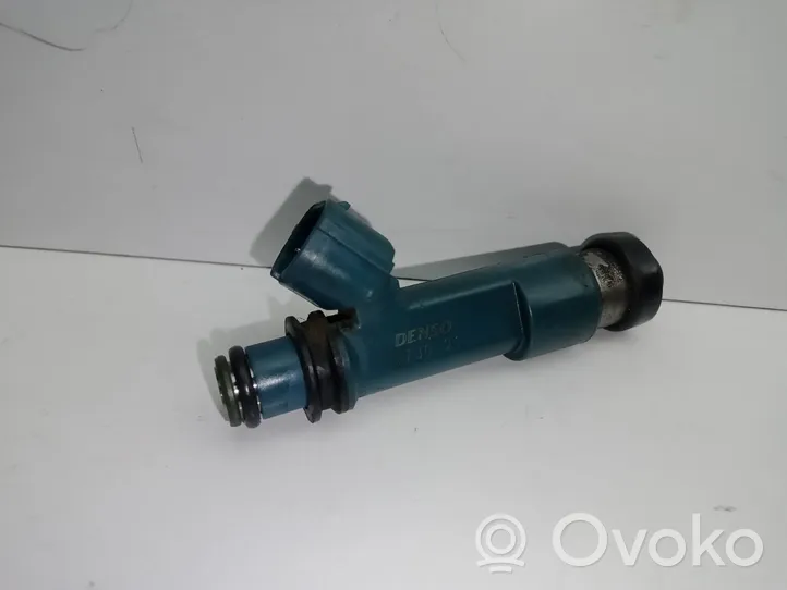 Mazda 2 Fuel injector 