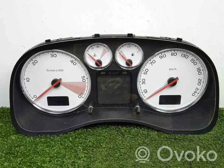 Peugeot 307 Compteur de vitesse tableau de bord 