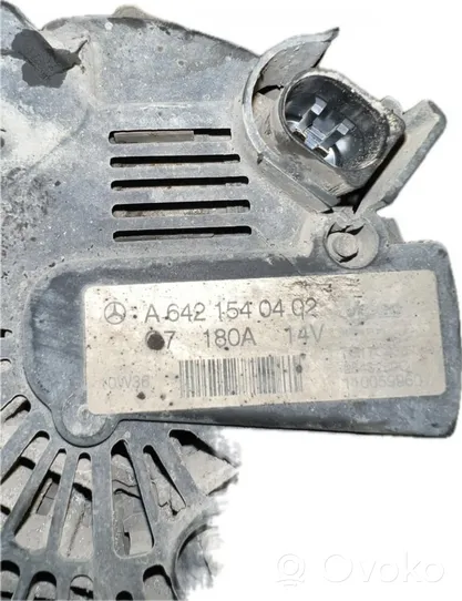 Mercedes-Benz E C207 W207 Generatore/alternatore 