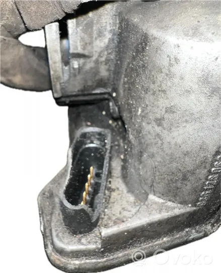 Volkswagen PASSAT B6 Throttle valve 
