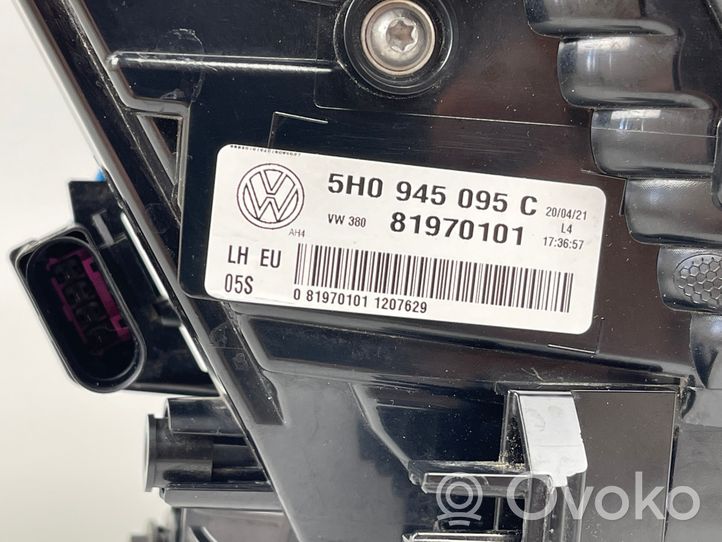 Volkswagen Golf VIII Lampa tylna 5H0945095C