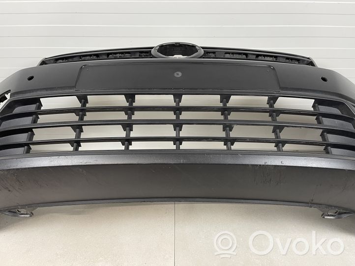 Volkswagen Caddy Front bumper 2K5807221