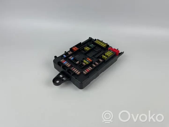 BMW 3 F30 F35 F31 Module de fusibles 9261112