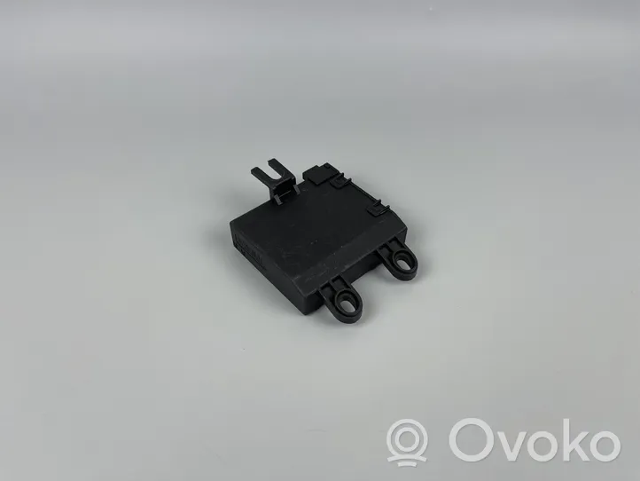 Audi A4 S4 B6 8E 8H Boîtier module alarme 8H0951178