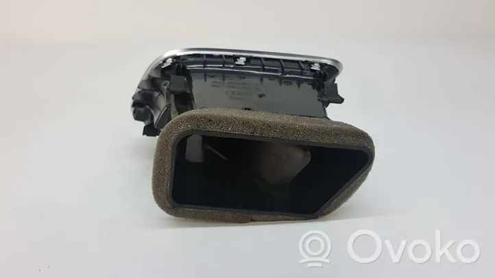 Audi Q3 8U Griglia di ventilazione centrale cruscotto 8U1820902E