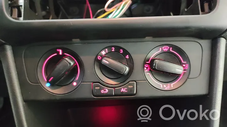 Volkswagen Polo V 6R Panel klimatyzacji 6R0820045N