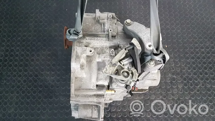 Volkswagen PASSAT B7 Manual 5 speed gearbox 02Q300049D