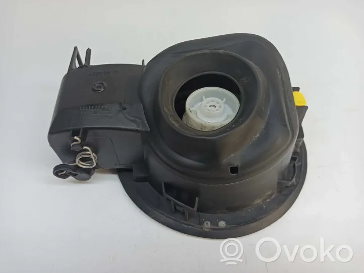 Opel Mokka X Fuel tank filler cap 