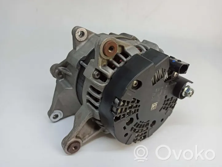 Mercedes-Benz C W205 Generatore/alternatore 0125711100