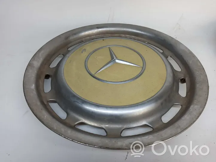 Mercedes-Benz E W123 R14 wheel hub/cap/trim 