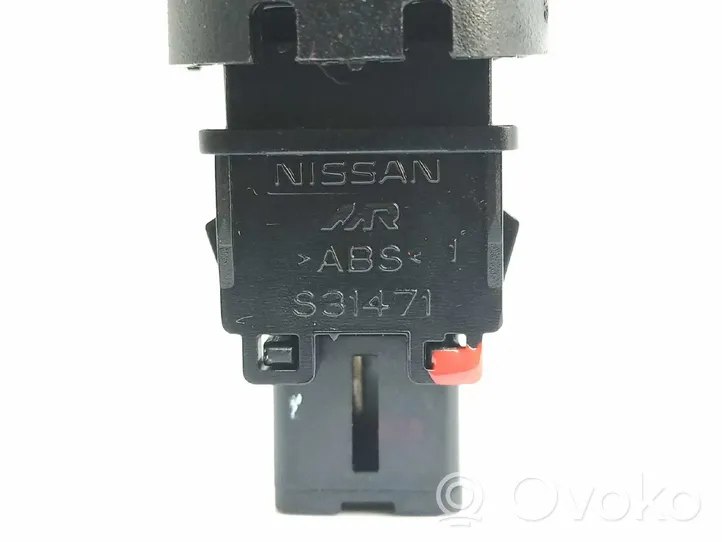 Nissan NV200 Muut kytkimet/nupit/vaihtimet S31471