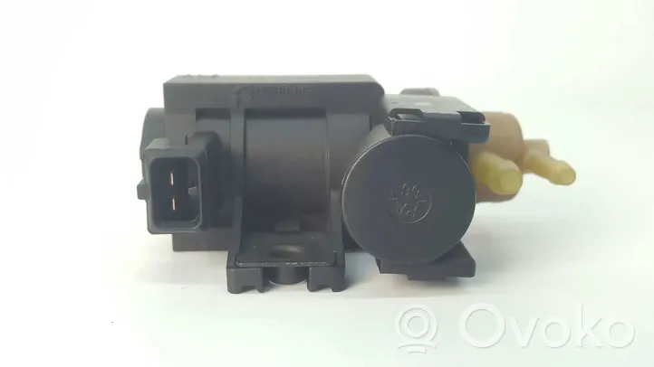 Renault Clio IV Turboahtimen magneettiventtiili 70181405