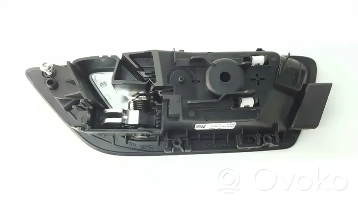 Ford Focus Iekšējais atvēršanas rokturītis 2390667