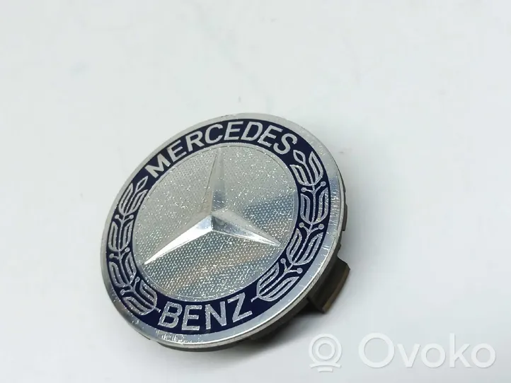 Mercedes-Benz C W205 Borchia ruota originale A17140000255337