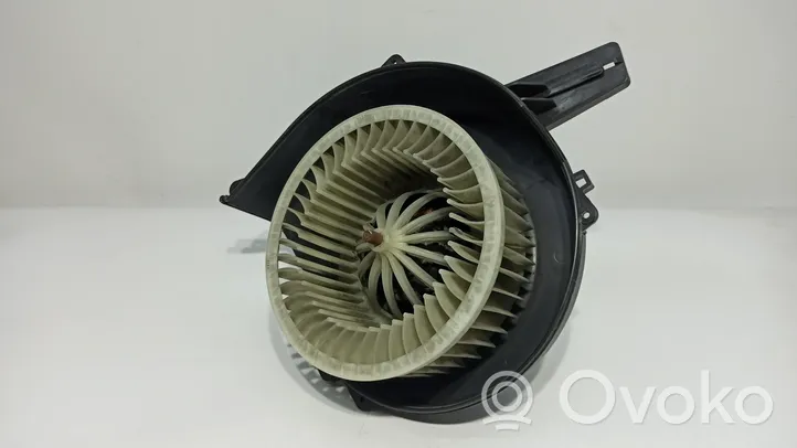 Volkswagen Polo IV 9N3 Ventola riscaldamento/ventilatore abitacolo 