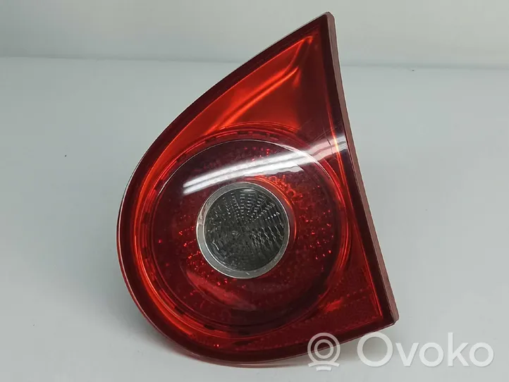 Volkswagen Golf V Lampa tylna 1K6945094J