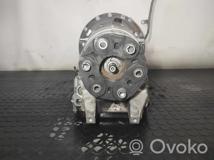 Mercedes-Benz E W212 Manual 5 speed gearbox A2122705600