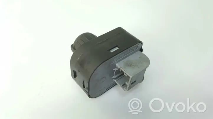 Audi A1 Interruptor del espejo lateral 8E0959565A