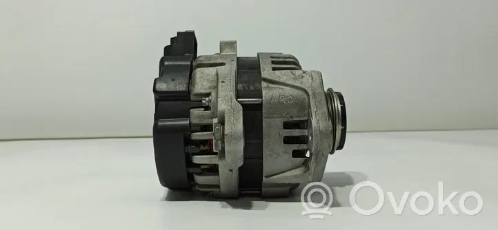 Hyundai i30 Generatore/alternatore 37300-04950