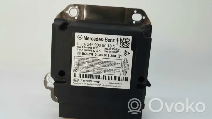 Mercedes-Benz B W246 W242 Vairo oro pagalvė A2468600402