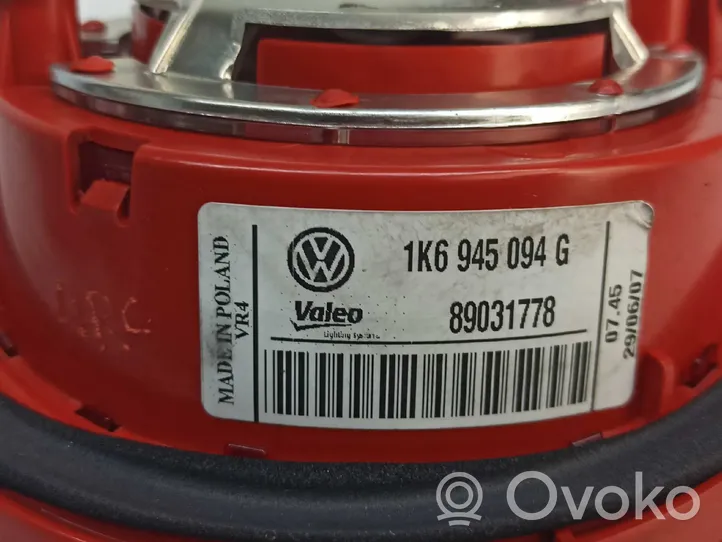 Volkswagen Golf V Rear/tail lights 89031778