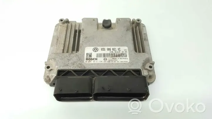 Volkswagen Touran I Unité de commande, module ECU de moteur 0281013198