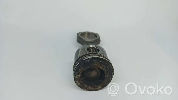 Peugeot 208 Piston 0603A8