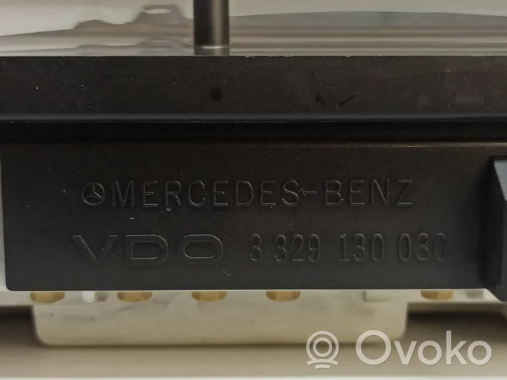 Mercedes-Benz ML W163 Tachimetro (quadro strumenti) A1635405811