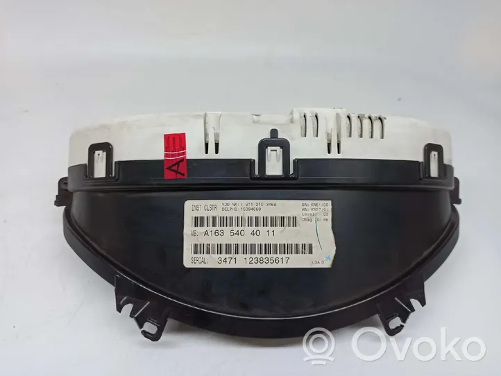 Mercedes-Benz ML W163 Tachimetro (quadro strumenti) A1635405811