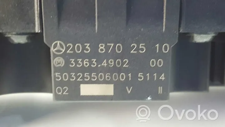 Mercedes-Benz C W203 Autres commutateurs / boutons / leviers 3363490200