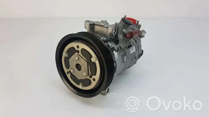 Volkswagen Golf VIII Compressore aria condizionata (A/C) (pompa) 