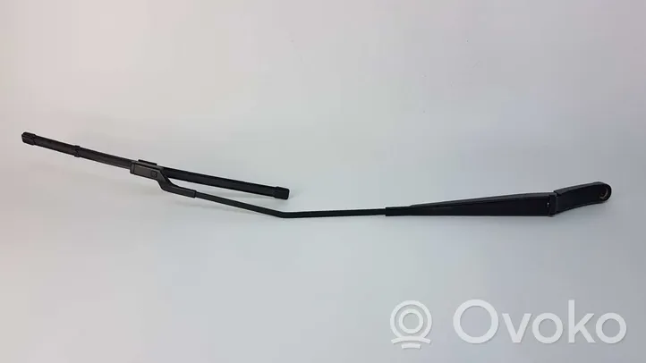 Seat Ibiza V (KJ) Front wiper blade arm 