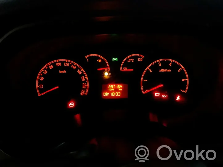 Opel Combo D Compteur de vitesse tableau de bord 503005162000