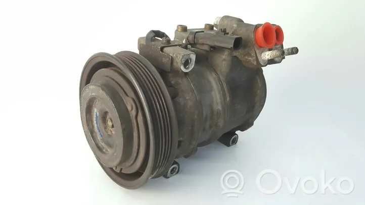 Chrysler Voyager Ilmastointilaitteen kompressorin pumppu (A/C) 4677205AB