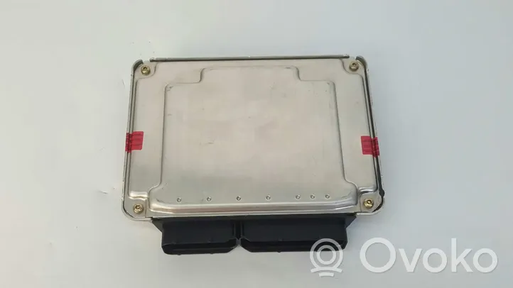 Audi A4 S4 B5 8D Centralina/modulo motore ECU 0281010094