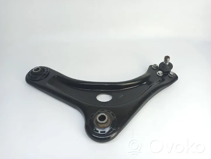 Citroen C3 Front lower control arm/wishbone 